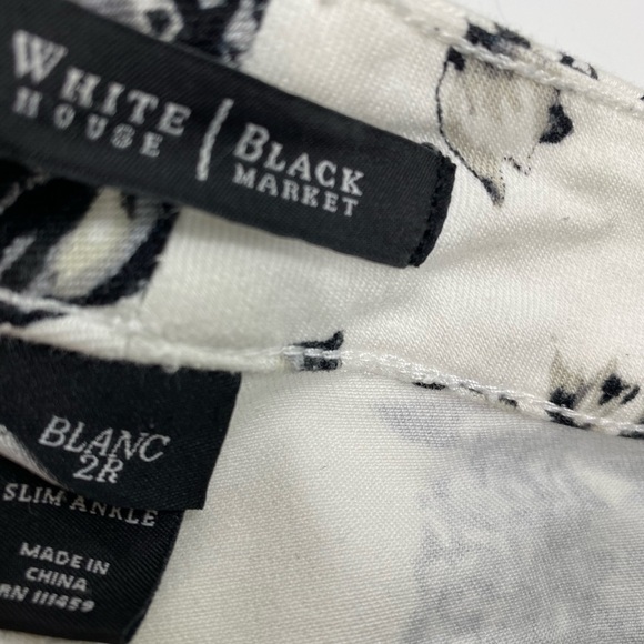 Women’s WHBM Black and white floral jeans - Picture 5 of 7